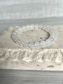  White Agate Gemstone Bracelet